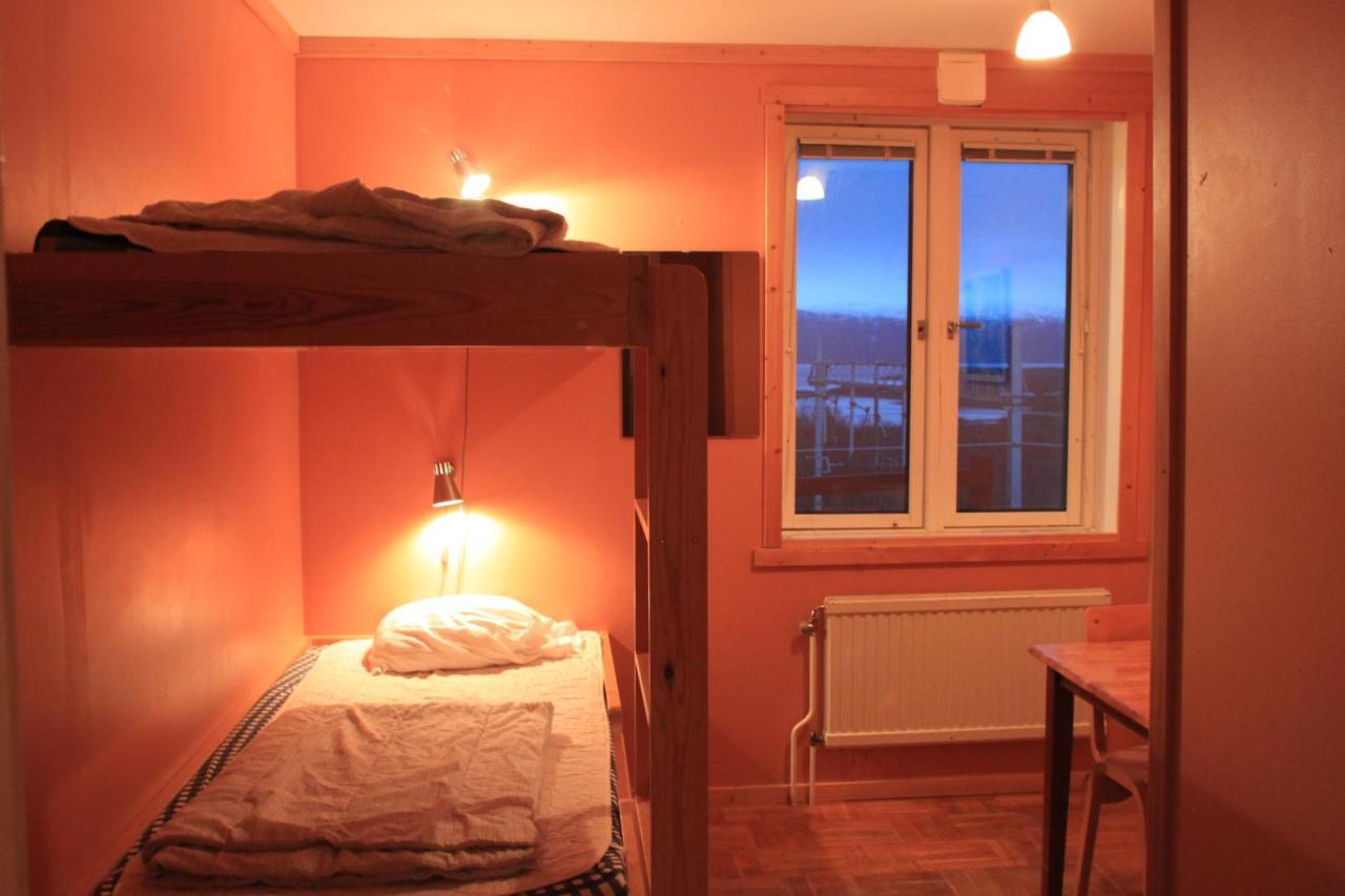 Abisko Net Hostel & Huskies エクステリア 写真
