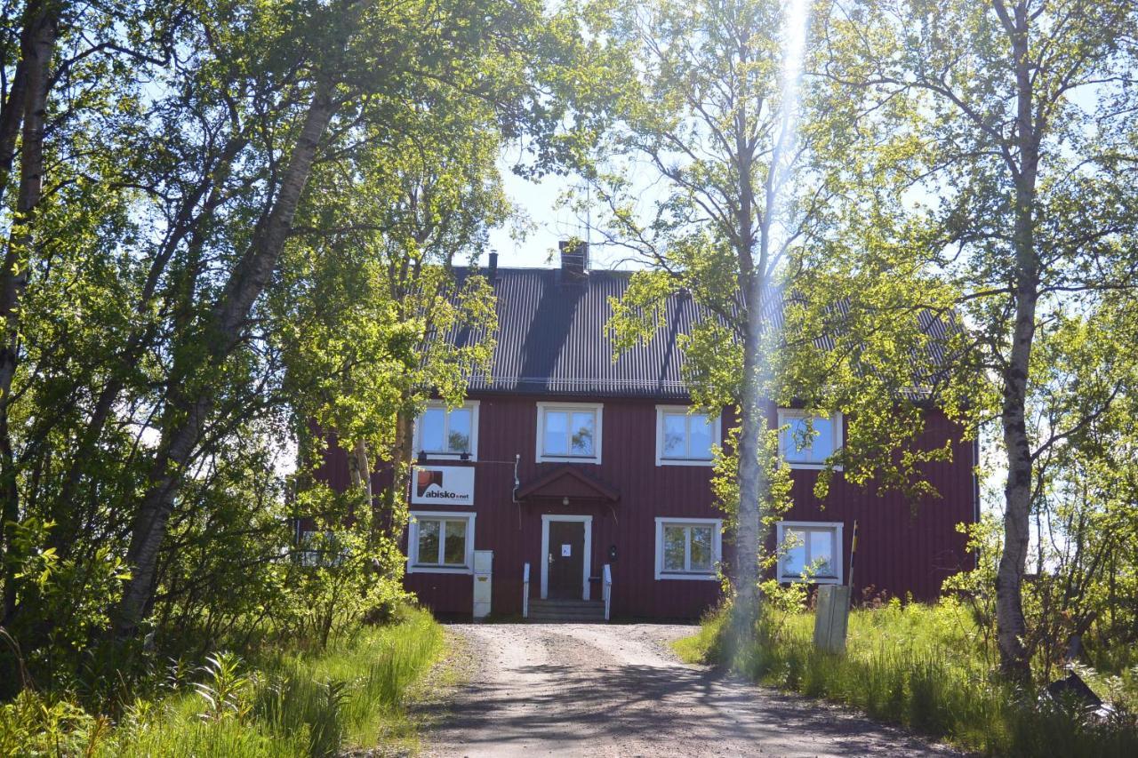 Abisko Net Hostel & Huskies エクステリア 写真